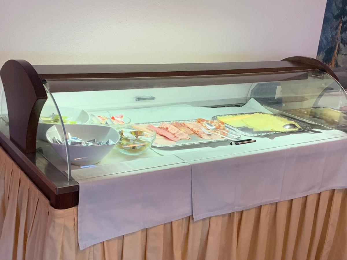 Hotel Schneeberger نيديراو المظهر الخارجي الصورة